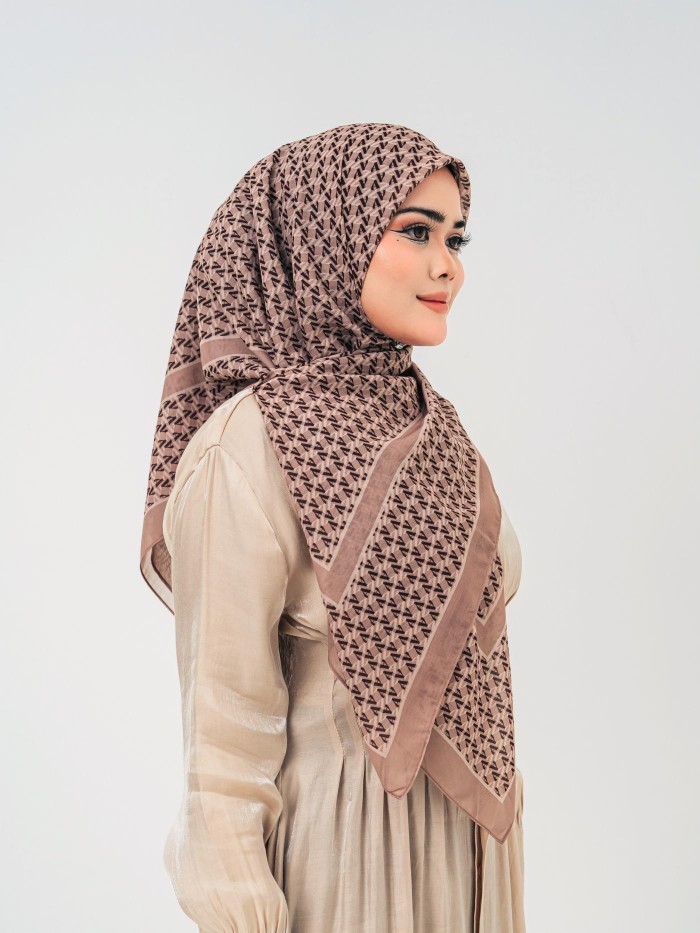BAWAL LADIES IN ANEES