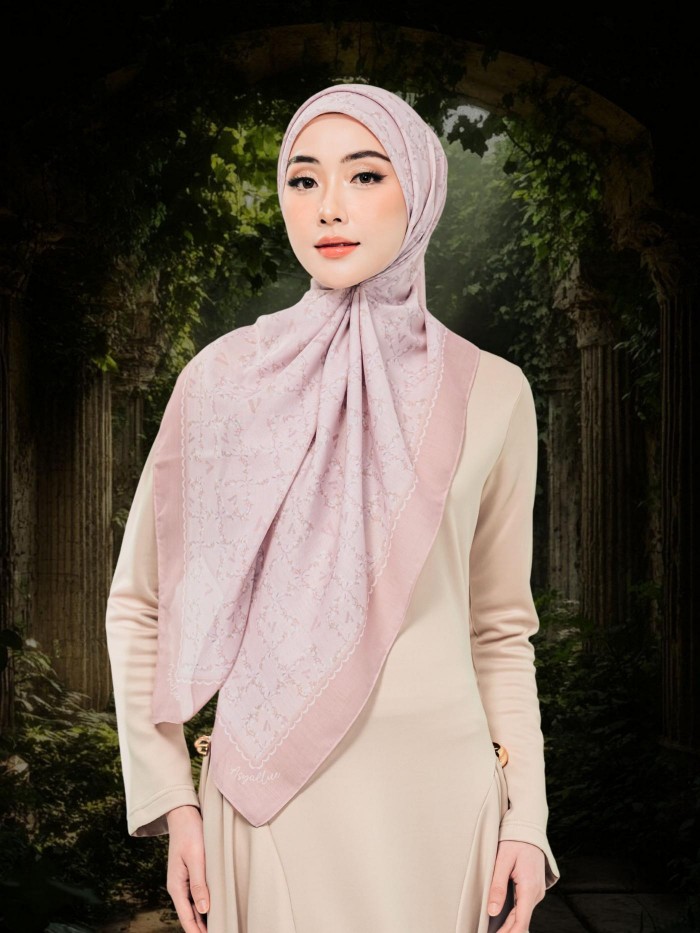 BAWAL WITH HER IN AMELIA