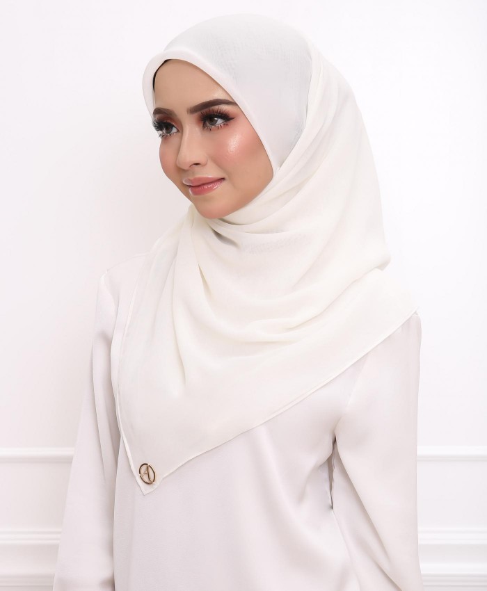 Bawal Helena (Off White) - Minor Defect