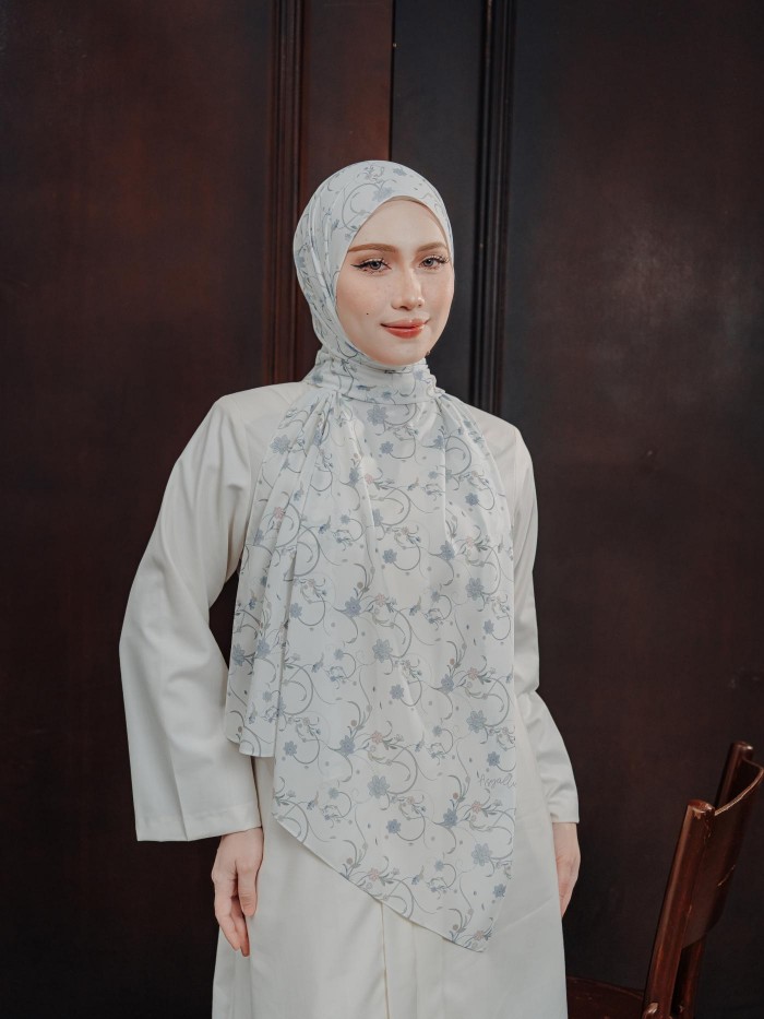 SHAWL SENIWARA IN BIRU SALJU