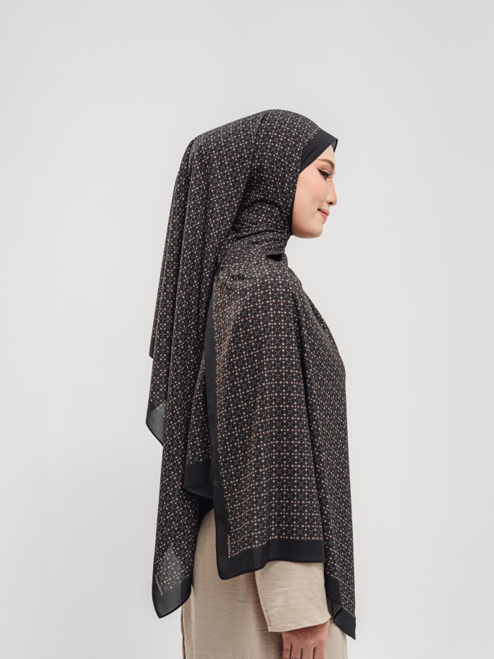 SHAWL SENIWARA IN BISIK MALAM