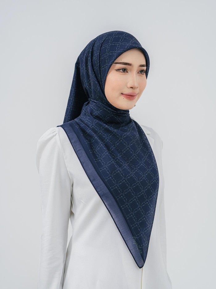 BAWAL TULIB IN BLUE DUSK
