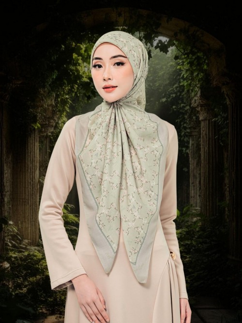 BAWAL WITH HER IN CAMELLIA