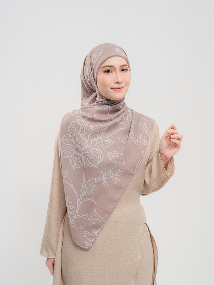 BAWAL SENIWARA IN COKLAT BERSERI