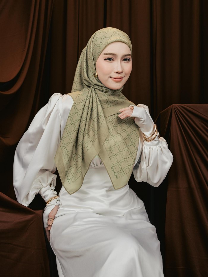BAWAL TULIB IN HUNTER GREEN