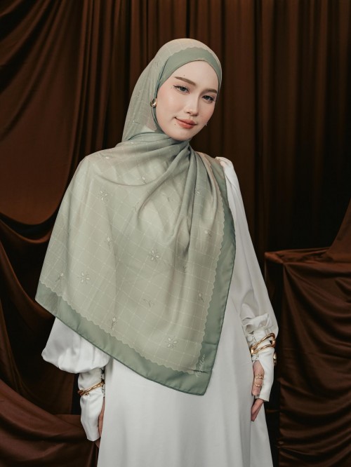 SHAWL TULIB IN ICY GREEN