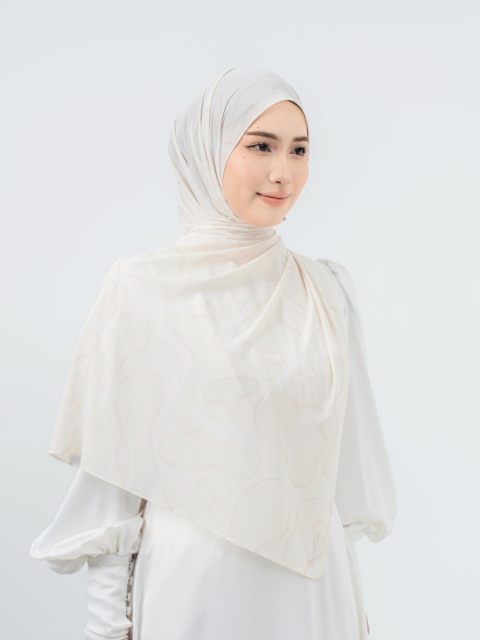SHAWL FLOW SERIES IN IVORY
