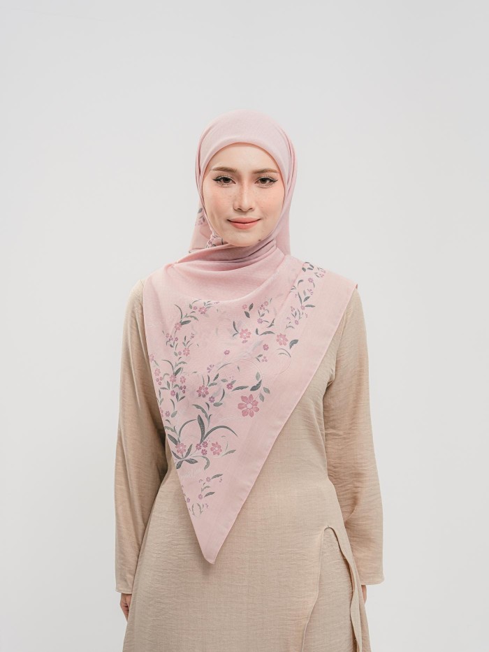 BAWAL SENIWARA IN LANGIT ROSE