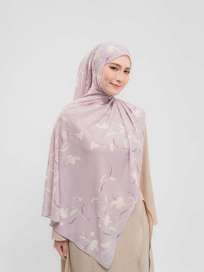 SHAWL SENIWARA IN LENTERA UNGU