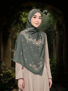 SHAWL WITH HER IN LIORA PEONY