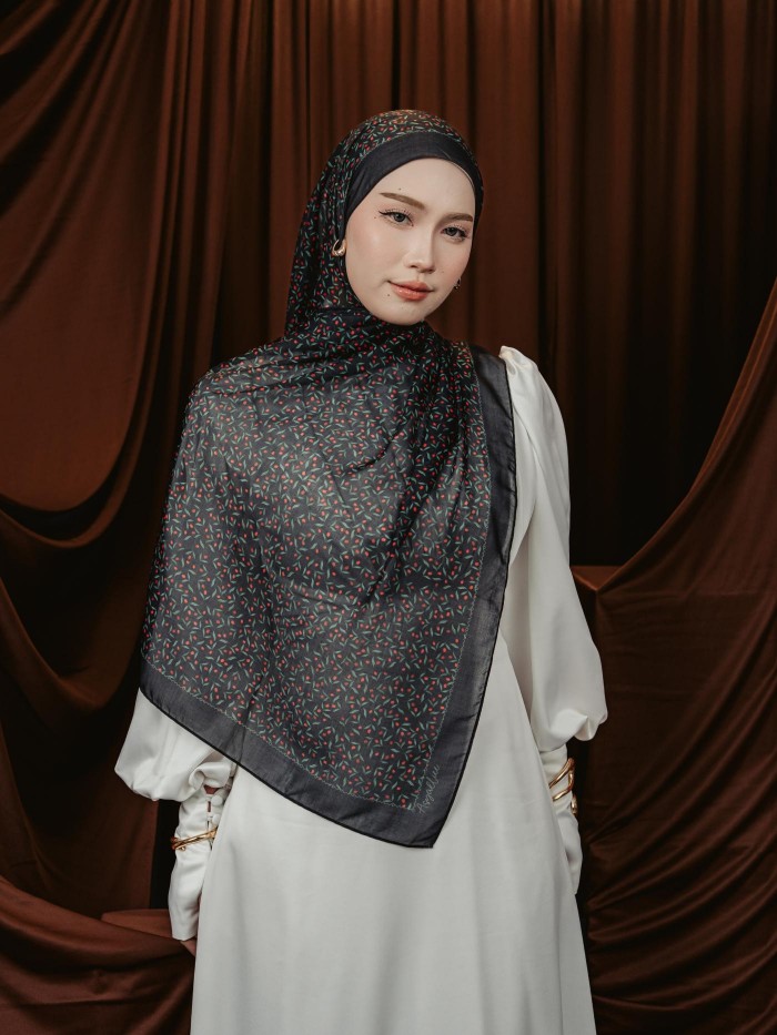 SHAWL TULIB IN MIDNIGHT TULIP