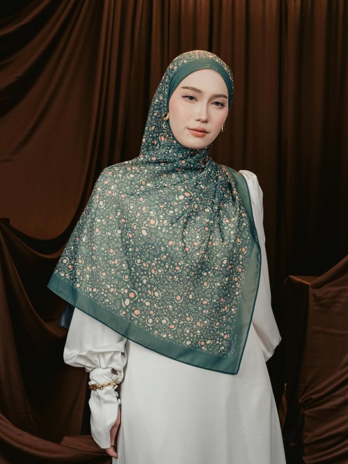 SHAWL TULIB IN MOSS EMERALD