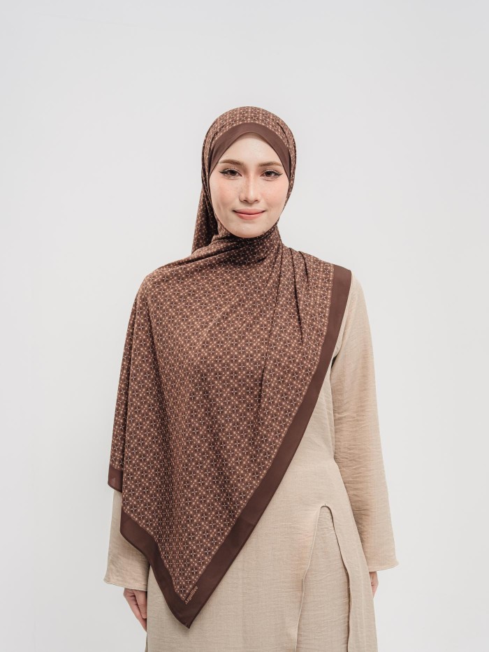 SHAWL SENIWARA IN NADA TANAH