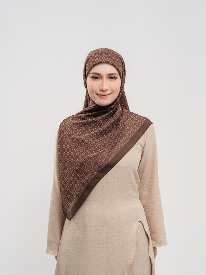 BAWAL SENIWARA IN NADA TANAH