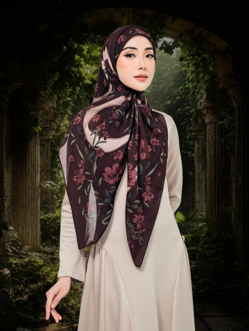 BAWAL WITH HER IN RED RUBY