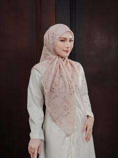 BAWAL SENIWARA IN SAKURA