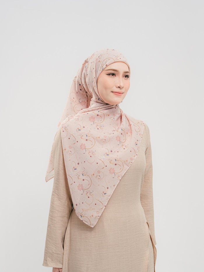 BAWAL SENIWARA IN SAKURA
