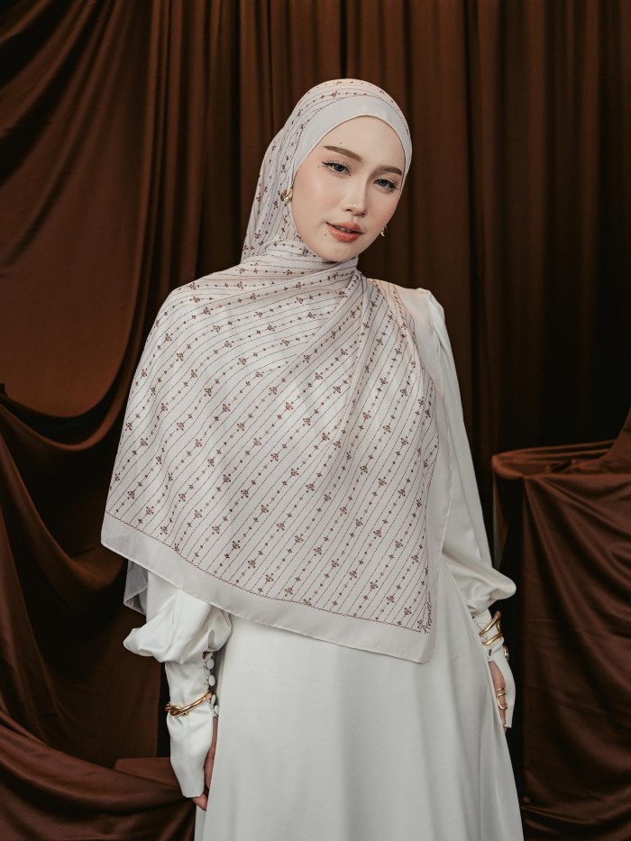 SHAWL TULIB IN SANDY