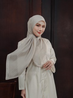 BAWAL SENIWARA IN SURIA HIJAU