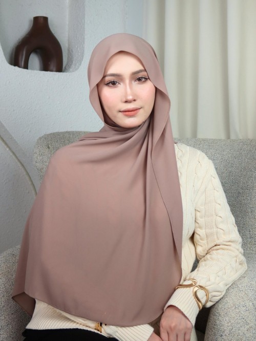 SHAWL DARLING DIAMOND CHIFFON IN SADDLE