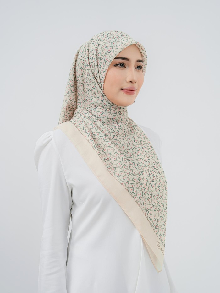 BAWAL TULIB IN TULIP VEIL