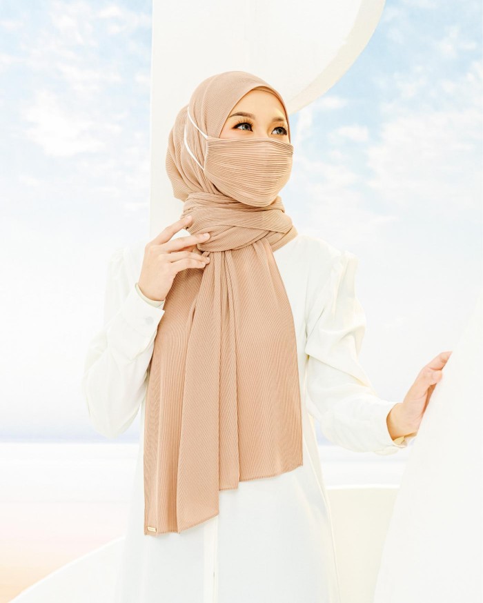 Hayyan Pleated Combo (Royal)