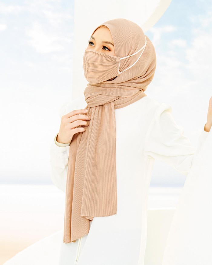 Hayyan Pleated Combo (Royal)